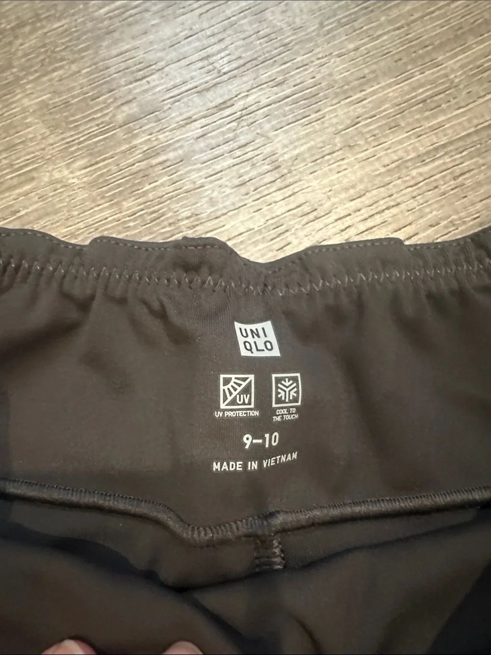 Uniqlo kids charcoal leggings NWOT